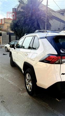 تويوتا راف 4